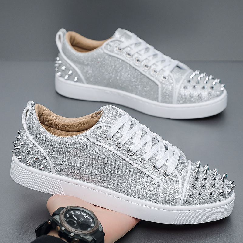 Men Shoes Dior - รองเท้าผ้าใบแฟชั่นสีเงินแบบใหม่ ประดับกลิตเตอร์และหนามแหลม สำหรับผู้ชาย แบบผูกเชือก หุ้มข้อต่ำ พื้นสีแดง