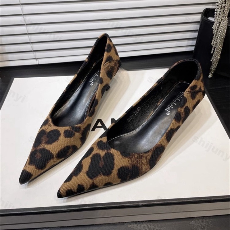 รองเท้าส้นสูงสตรีสิทธิบัตรหนัง - Dress Shoe Pointed บทวิจารณ์และราคา