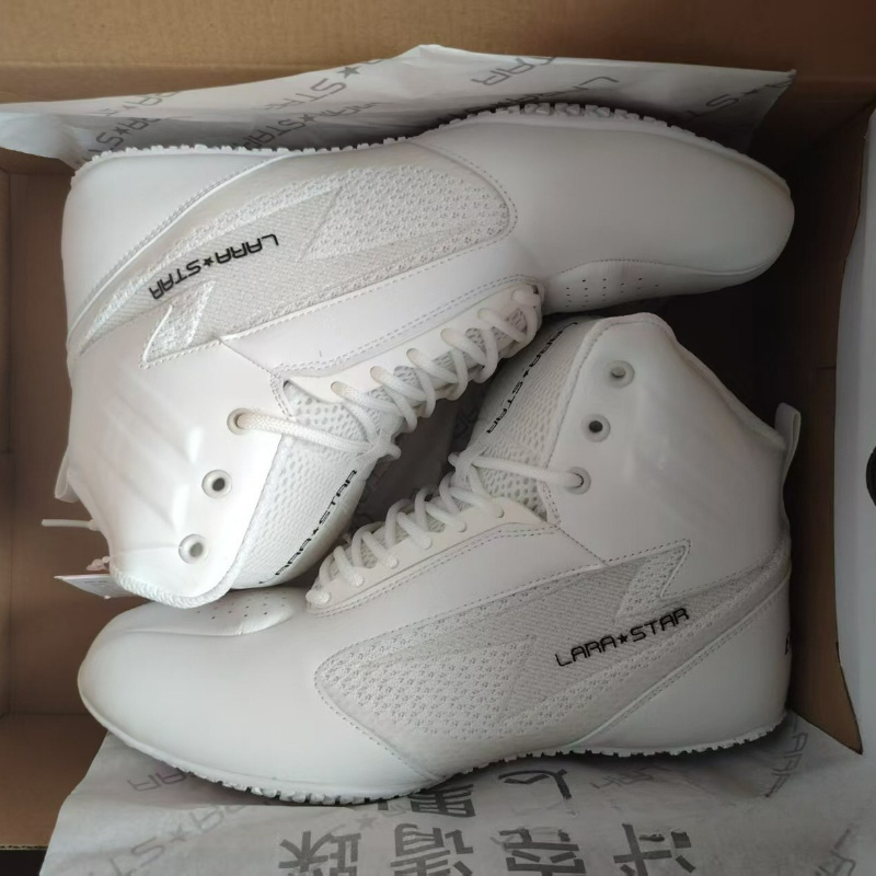 รองเท้ากีฬาหรูหราสำหรับผู้ชายแ - Men'S Shoes Green And White บทวิจารณ์และราคา