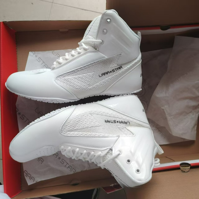 รองเท้ากีฬาหรูหราสำหรับผู้ชายแ - Men'S Shoes Green And White บทวิจารณ์และราคา